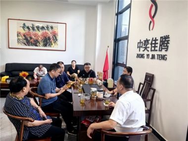 【时代榜样影响力人物特别报道】 人民的好医生——符忠来